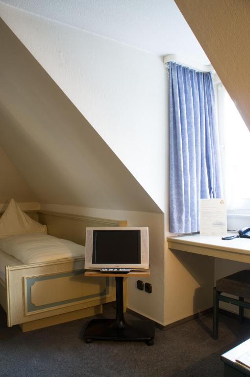 Rellinger Hof Hotel Rellingen Buitenkant foto